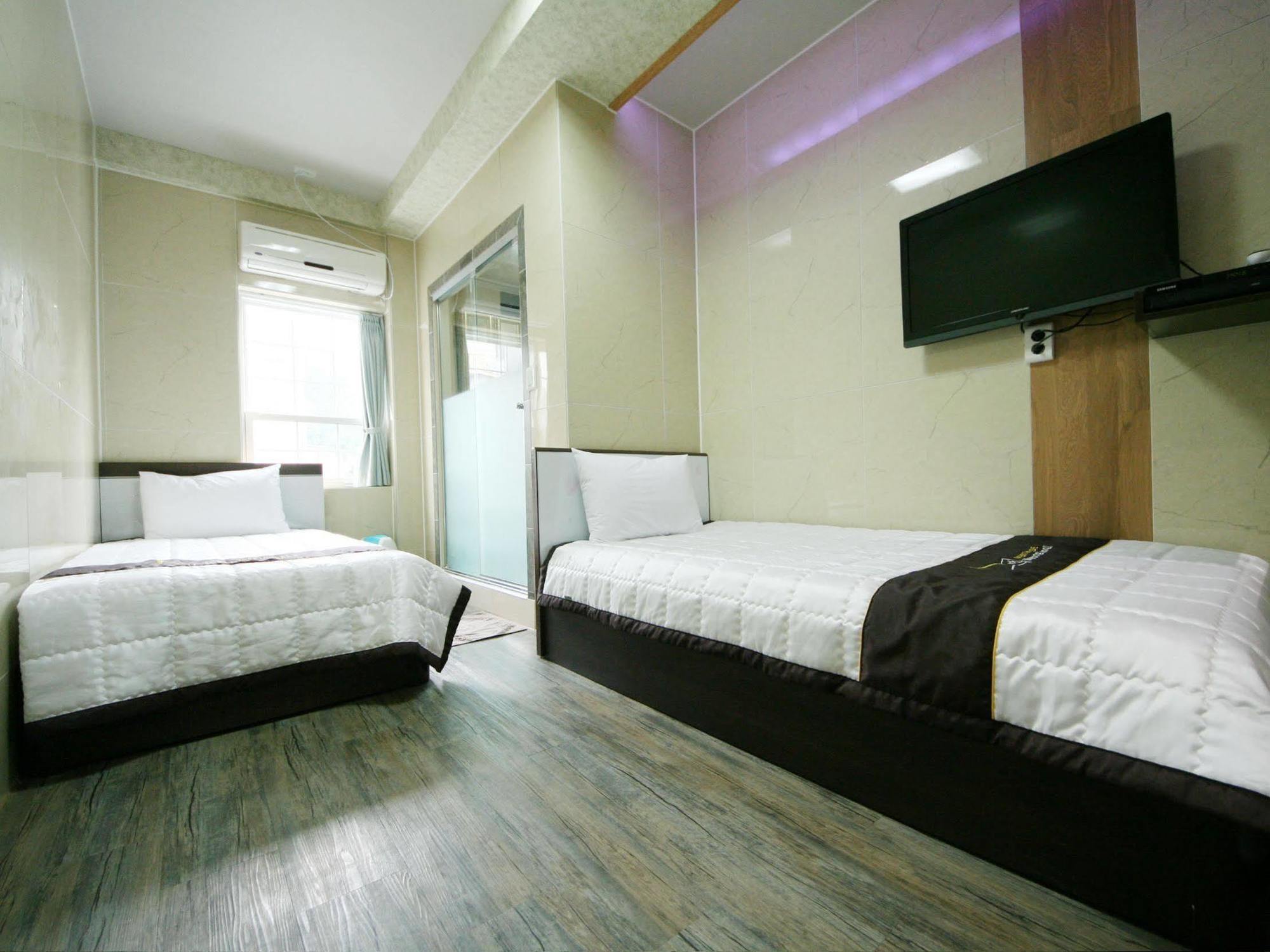 Guesthouse Myeongdong 2 Seul Zewnętrze zdjęcie