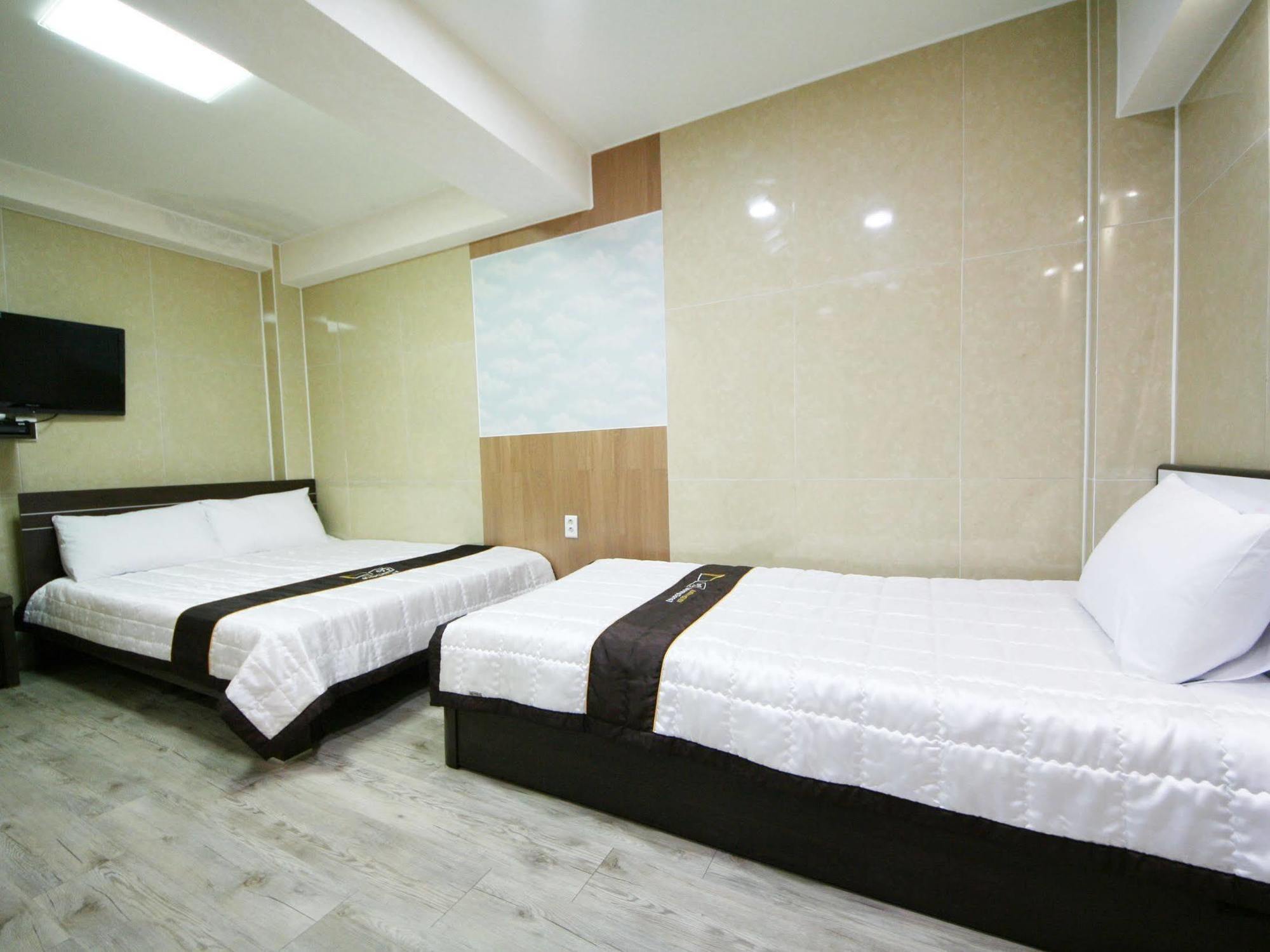 Guesthouse Myeongdong 2 Seul Zewnętrze zdjęcie