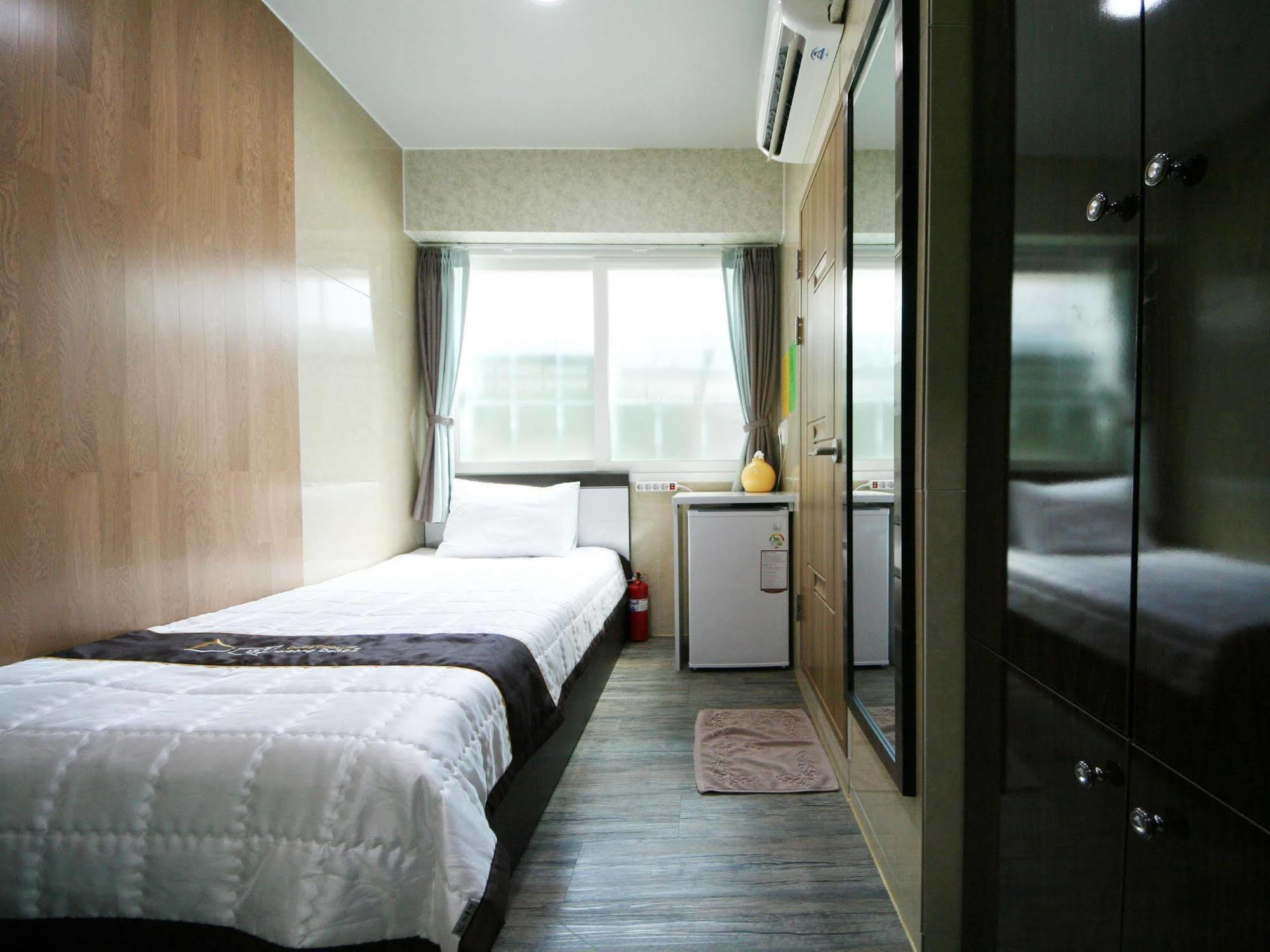 Guesthouse Myeongdong 2 Seul Zewnętrze zdjęcie